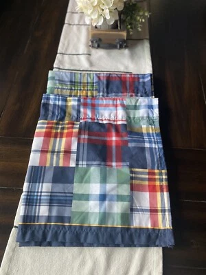 Cenefa Bed Bath and Beyond azul marino  Foto 1 de 2