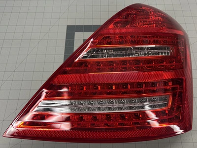 Luz trasera derecha LED para Mercedes Benz S550 S600 W221 2007-2009 Foto 1 de 4