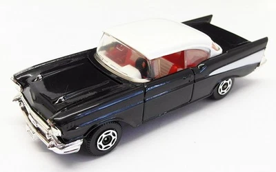 Corgi 1/43 Scale C825/1 - 1957 Chevrolet Bel Air - Black/White - Image 1 of 2