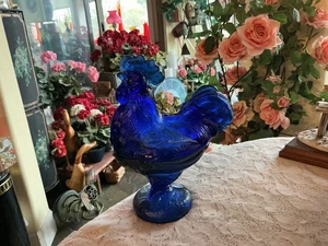 Cobalt Blue Glass Molded Rooster Chicken Lidded Standing Candy Dish 8 1/4" High - Picture 1 of 8