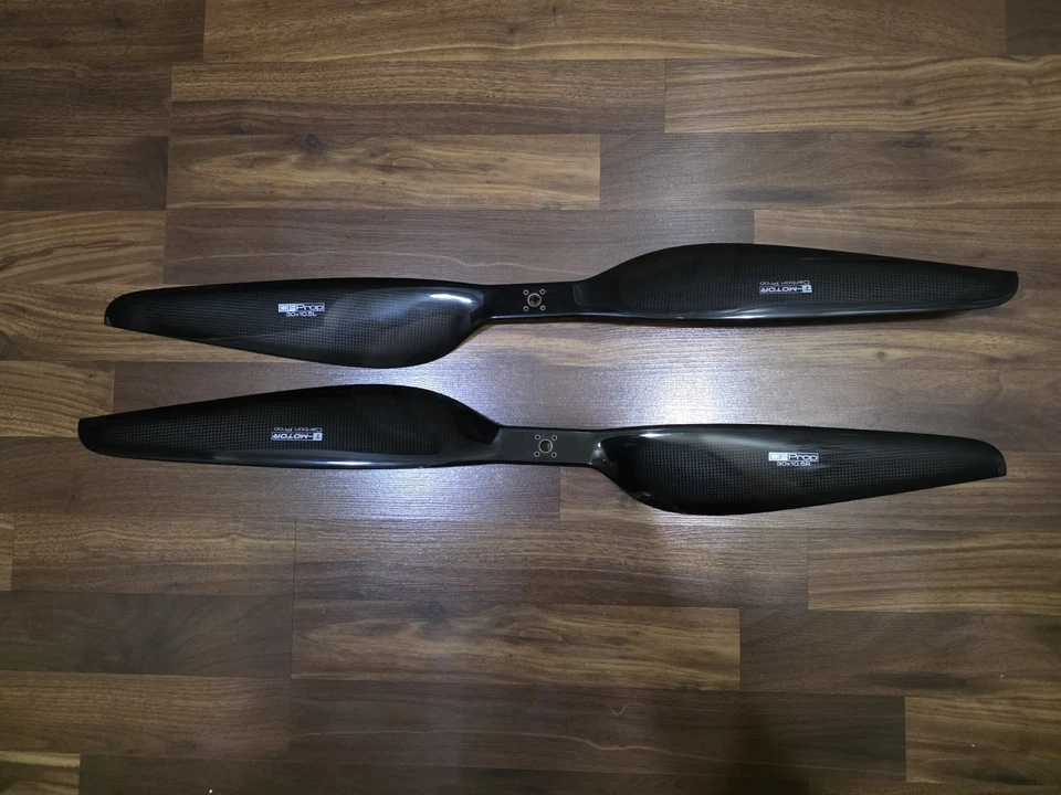 Carbon fiber Prop, G30*10.5 Prop-2PCS/PAIR - Image 1 of 4