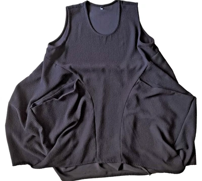 Women's Dress to Kill Black Pockets Loose Lagenlook Sleeveless OS Textured Tunic - image 1 of 4