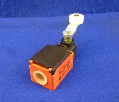 Bernstein Einzelpositionsschalter With Roll Lift Ti2-SU1Z Ah/ 608.8185.022 New - Image 1 of 4