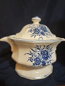 Vintage Tilso Japan Blue & White Floral Transferware Soup Tureen, Lid, Ladle MCM