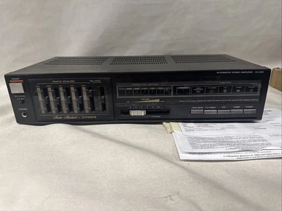 Amplificatore Fisher CA-225 70 Watt per Canale con Equalizzatore 5 Bande - Immagine 1 di 4