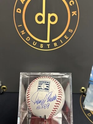 Johnny Bench Autographed Ball - Image 1 of 3