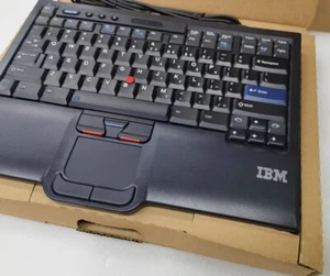 Teclado con cable USB genuino Lenovo IBM SK-8845RC con trackpad - Inglés de EE. UU. - Imagen 1 de 8