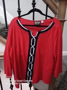 Bob Mackie Wearable Art Damen rot geometrischer Besatz Top Größe XL gebraucht - Bild 1 von 3