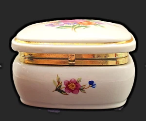 Vintage Colibri Sanyko Porcelain Floral Hinged Music Trinket Box Japan - Works - Picture 1 of 9