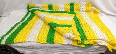 Manta afgana de ganchillo verde y amarillo aproximadamente 80” x 58” TF Foto 1 de 4