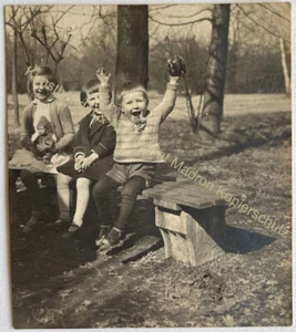 orig. Foto Kinder Spielzeug Puppe um 1930 - Bild 1 von 2
