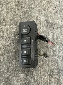 4WD ACTUATOR Switch 4x4 1999 2000 2001 2002 CHEVY SILVERADO GMC Sierra 1500 2500 - Picture 1 of 3