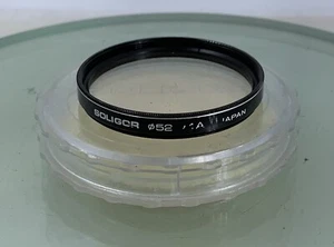 Soligor CASED LENS FILTER 52 MADE IN JAPAN BLACK CRYSTAL CLEAR CONDITION - 862 - Picture 1 of 3
