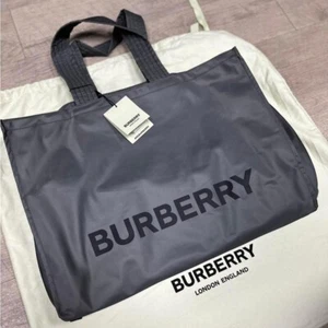 BURBERRY Trench Tote Duffle Bag NWT! - Picture 1 of 4