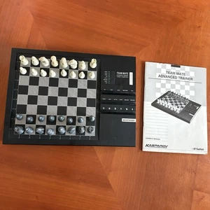 Saitek Kasparov Team-Mate Advanced Trainer Chess Computer - Vintage 1990 TESTED - Picture 1 of 14