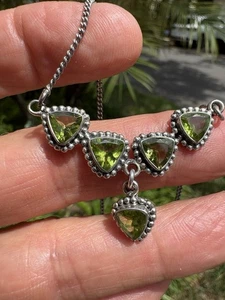 Very nice sterling silver Peridot 15 1/4 inch necklace pendant for your Needs. - Picture 1 of 3