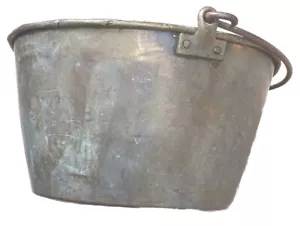 Vintage - Primitive Antique Distressed Brass Bucket / Kettle # 2 With Handle - Picture 1 of 17
