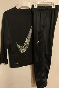 Nike DRI FIT Long Sleeve Shirt & THERMA FIT K.O. Fleece Pants Set Boy’s SMALL - Picture 1 of 9