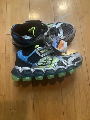 Paquete de 3 pares de zapatos para niños talla 13converse ChuckTylorAllStarSkechers, Scott David Foto 1 de 4