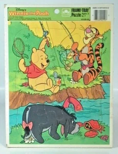 "Rompecabezas de bandeja de marco vintage dorado de Winnie the Pooh de Disney 8,25"" x 11" - Imagen 1 de 3