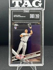 2017 Aaron Judge Topps Chrome Rookie Card #169 Catching TAG 10 GEM Mint MVP ROY - Picture 1 of 3