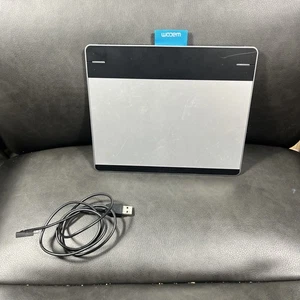 Tableta pequeña Wacom Intuos Pen (CTL-480) - solo cable para tableta, sin bolígrafo/- probado - Imagen 1 de 7