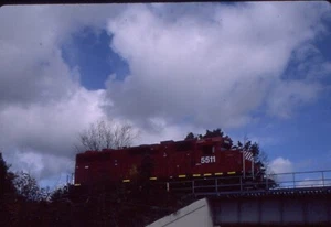 Chestnut Ridge RR ( FURX) GP38-2-# 5511 @ Palmerton Pa. 2018 Fuji slide - Picture 1 of 1