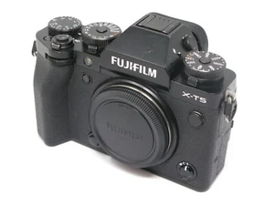 Fujifilm X-T5 40.2MP Mirrorless Digital Camera Body Only - Please Read - Picture 1 of 13