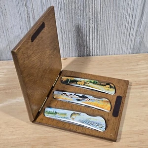 Vintage Wildlife Bass Fish Duck Deer Vanadium Pocket Knife Set Wood Case Unused - Picture 1 of 9