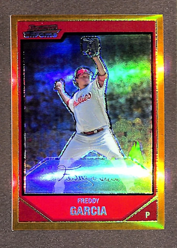 2007 Bowman Chrome Gold Refractor #31 Freddy Garcia /50 - Image 1 of 3