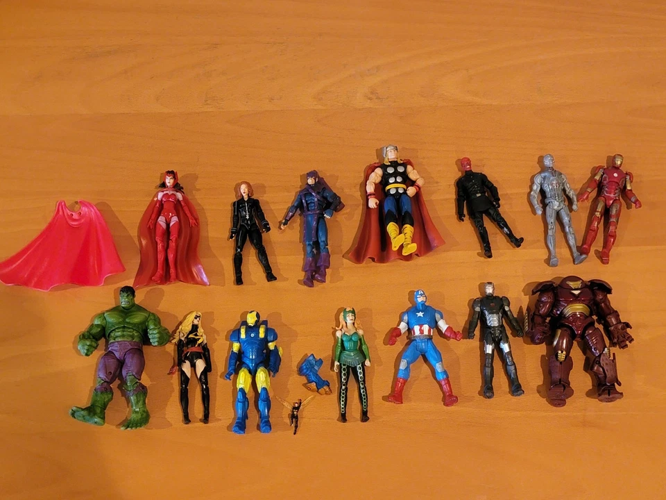 Marvel Universe Legends 3.75" Figuras Héroes y Villanos Lote de 13 Foto 1 de 4