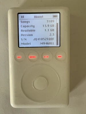 Apple iPod Classic 15 GB - White - 3rd Generation -  A1040  (M9460LL/A) Good 🔋! - Image 1 of 4