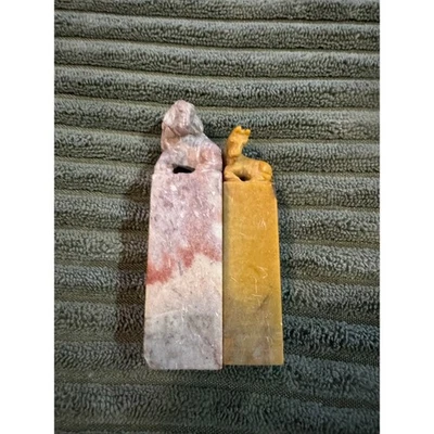 Juego de 2 estampillas de sellos de piedra de jabón chino vintage talladas en piedra Foto 1 de 4