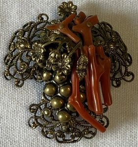 Beautiful Vintage Unsigned Miriam Haskell Coral Brooch/Pin - Picture 1 of 5