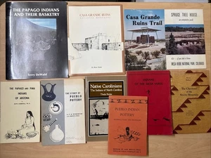Lot 10 VTG Native American Indian Books Pamphlets Papago Pima Pueblo Cherokee PB - Imagen 1 de 21