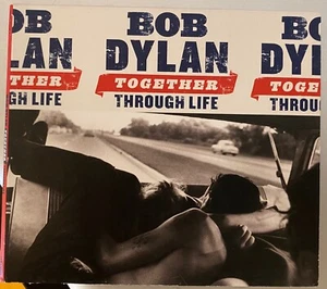 Bob Dylan: Together Through Life gebrauchte Audio Compact Disc CD in gutem Zustand. - Bild 1 von 3