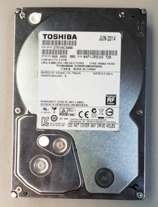 3TB HDD Toshiba 3.5" DT01ACA300 7200 RPM SATA3/SATA 6.0 GB/s 64MB - Picture 1 of 4