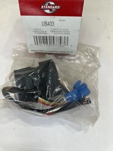 Standard US433 Ignition Switch fits 00-05 Buick LeSabre - Picture 1 of 6
