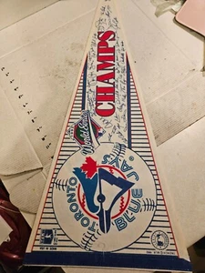 Banderín de fieltro 30x12 Toronto Blue Jays World Series Champs 1992 - Imagen 1 de 5