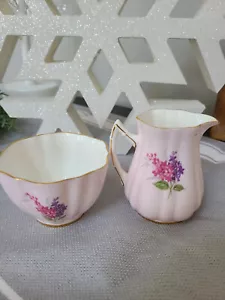 Vintage Royal Doulton Pink China Sugar And Creamer - Picture 1 of 7