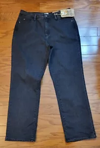 NWT Coldwater Creek Women Size 12 Petite Classic Fit Black Denim Jeans - Picture 1 of 11