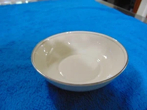 CARILLON FINE CHINE HARMONY PLATINUM INNER RING DESSERT BOWL 4-3/4" U.S.A. - Picture 1 of 3
