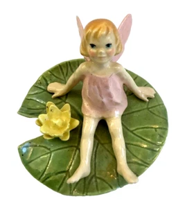 De Colección Hagen Renaker Especialidad Niña Iridiscente Pixie Rosa Alas Sobre Lirio Almohadilla Base - Imagen 1 de 12