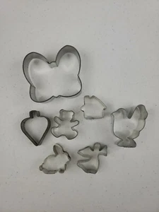 DE COLECCIÓN Lote de 7 Cortadores de Galletas Oso de Peluche Conejo Ángel Casa Mariposa Más Grande - Imagen 1 de 12