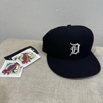 Al Kaline Autographed Detroit Tigers Baseball Cap Un Authenticated 7 1/4 new Era - Image 1 of 4