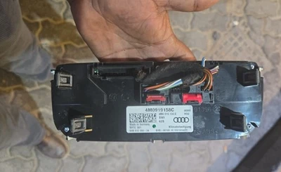 For AUDI Q7 SQ7 4M REAR A/C CLIMATE CONTROL Display MMI 2015-2022 4M0919158C OEM - Image 1 of 4