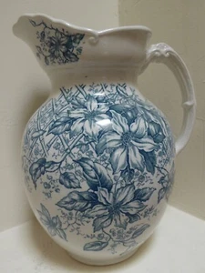 Vintage Pitcher made in Bismark, England around 1900. - Picture 1 of 2