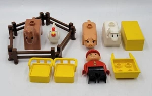 Vintage Lego Duplo Animals Horse Pig Sheep Chickens Fence - Picture 1 of 10
