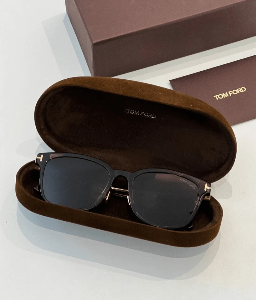 Gafas de sol cuadradas de moda TomFord TF1241 para hombre talla: 55 21-145 Foto 1 de 4