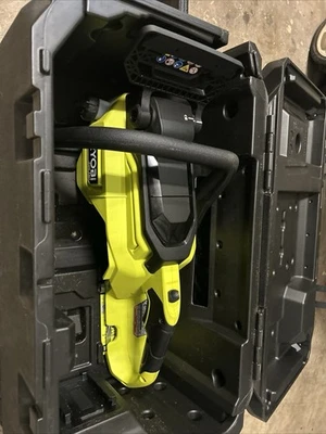 Motosierra Ryobi 40V HP sin escobillas 18" (solo herramienta) Foto 1 de 4